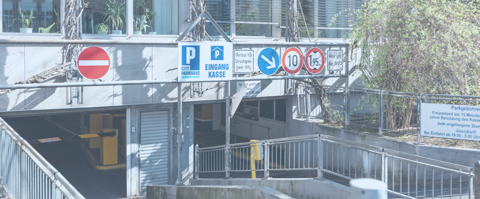 rathaus_slider Rathausgarage